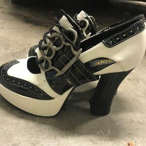 Black & White Heels with Brassknuckle